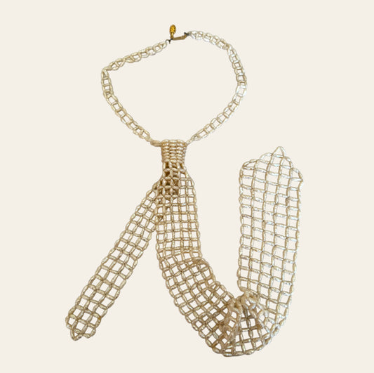 Pearl Tie