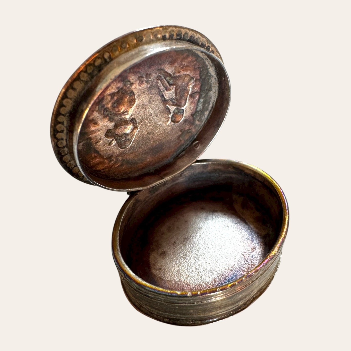 Antique Georgian Sterling Silver Snuff Box with Rococo Scene