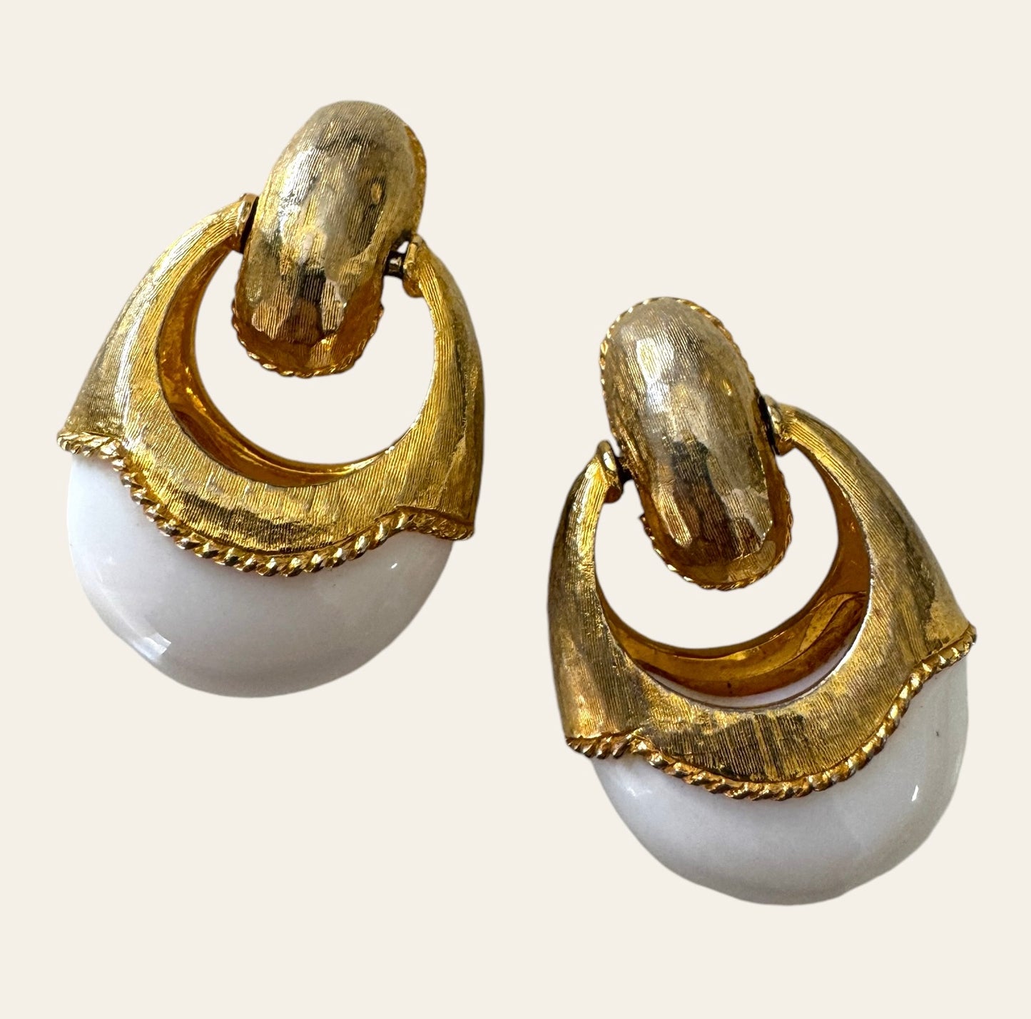 1980's Pauline Rader Clip On Earrings