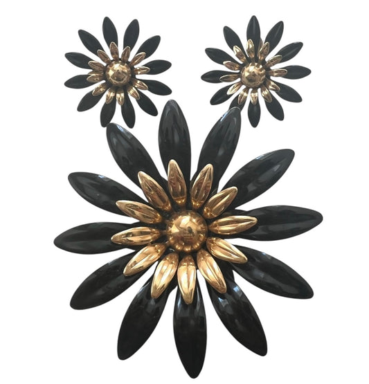 Sarah Coventry Black Flower Brooch And Earrings Set