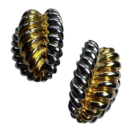 Ribbed Clip On Earrings
