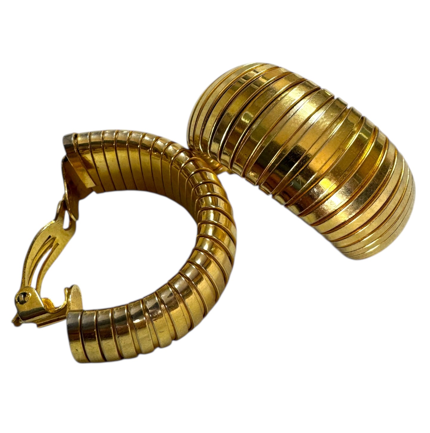 Vintage Large Ribbed Gold Tone Chunky Hoop Clip On Earrings