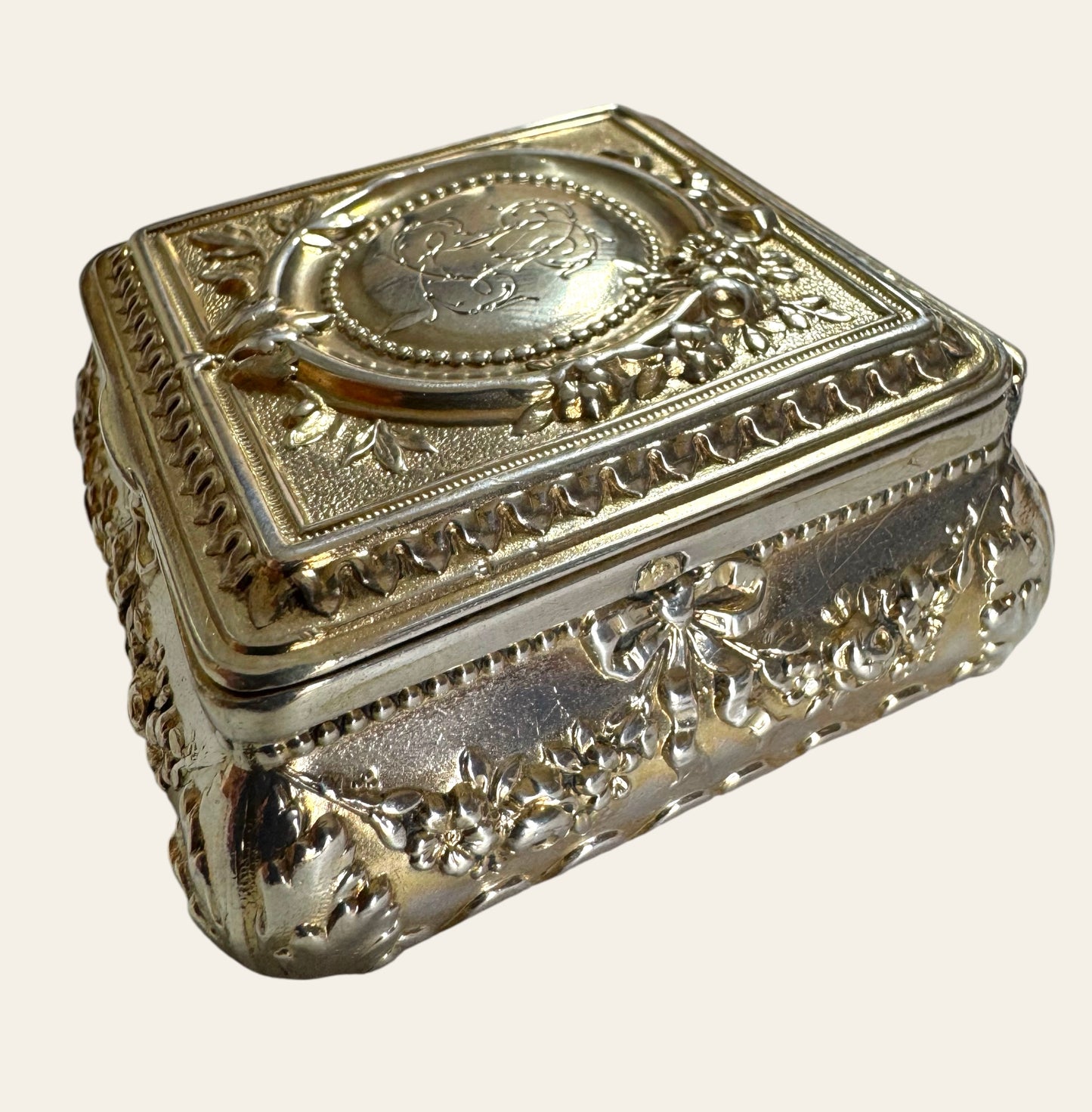 Antique French Silver Jewelry Box with Bow and Laurel Details – Rococo Revival, c.1900