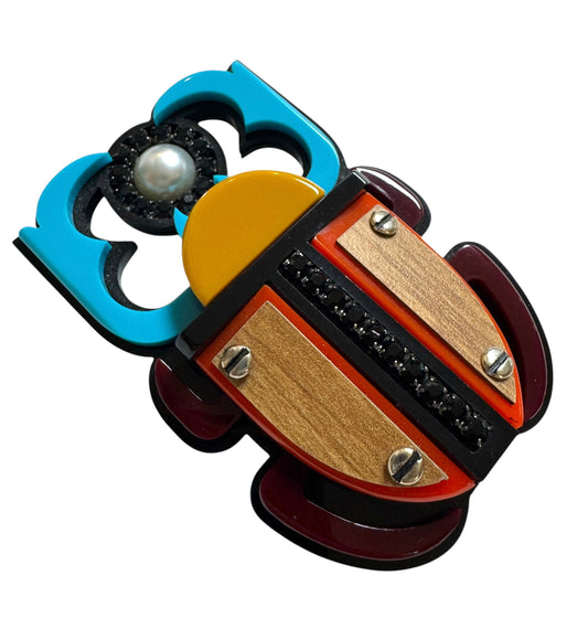 Gissa Bicalho Scarab Brooch