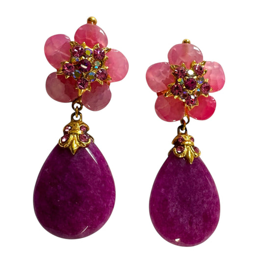 1980s Pink Teardrop Floral Clip On Earrings
