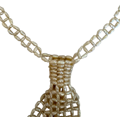 Pearl Tie