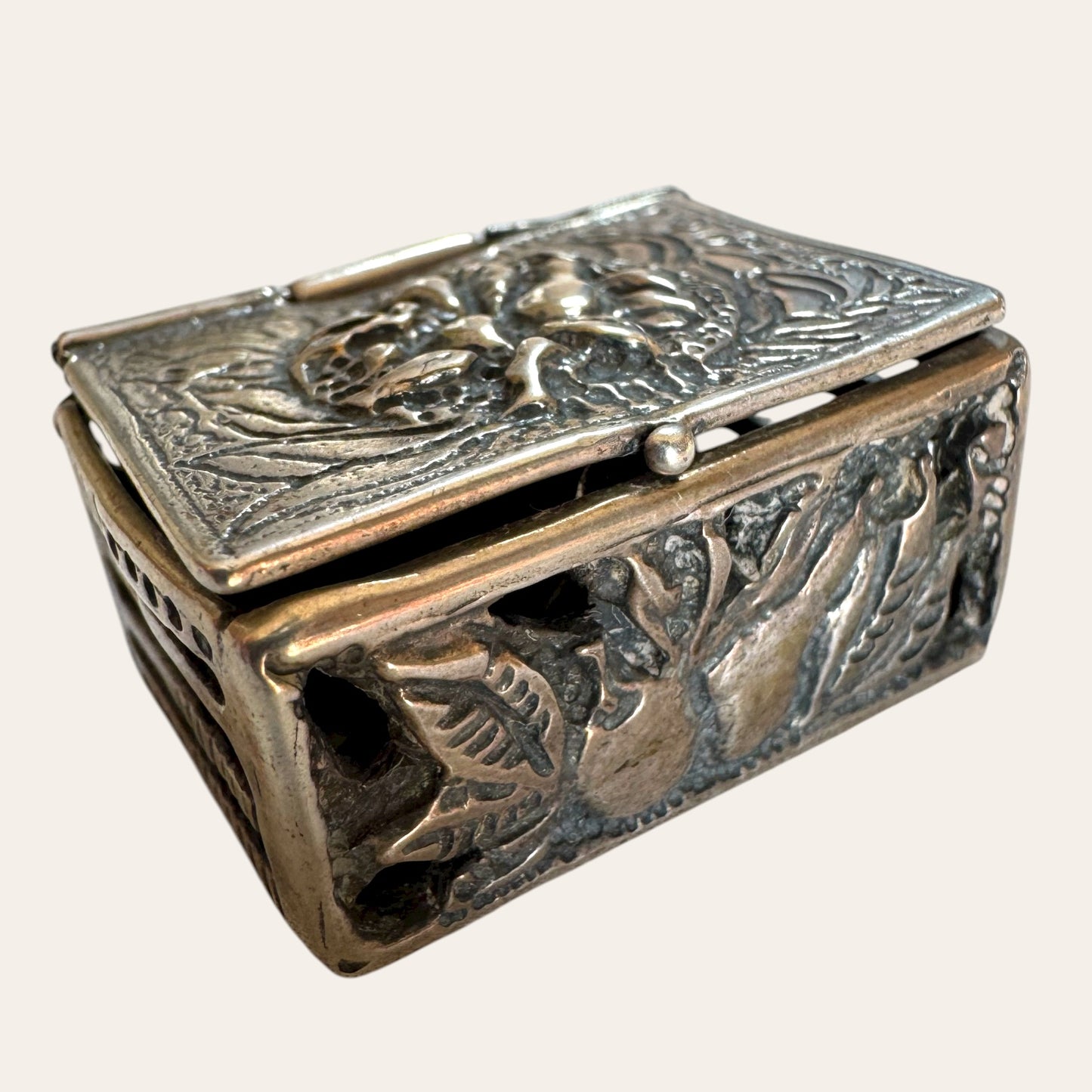Antique Continental Silver Filigree Snuff Box