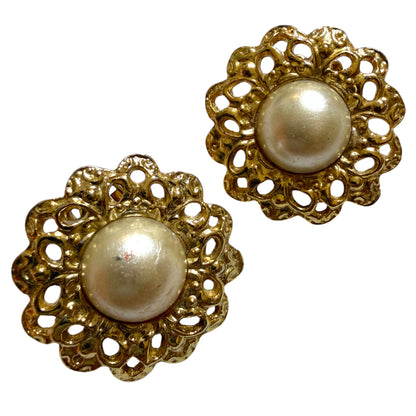 1980's Flower Clip On Earrings