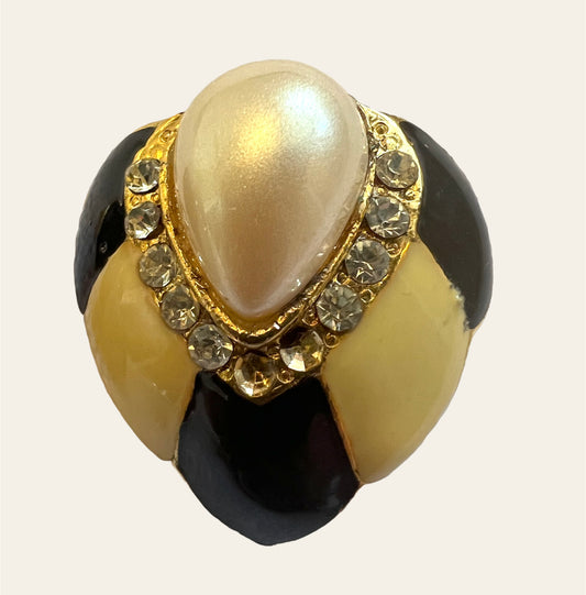 1980's Deco Cip On Cream and Black Baroque Pearl Earrings