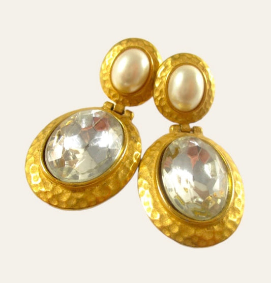 1980's Gold Tone Faux Pearl Dangle Earrings