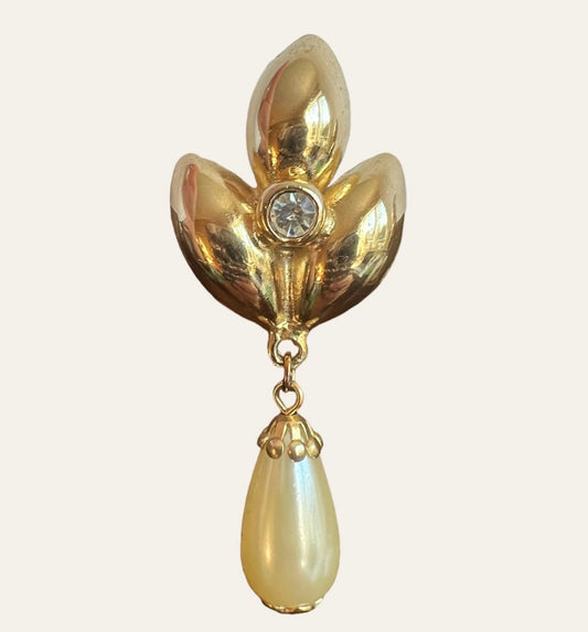 1980's Gold Tone Faux Pearls Dangle Earrings